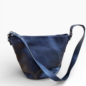 Vintage Coach Legacy Soho bucket bag in Black Adjustable crossbody strap 9186